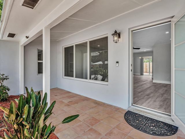 Home for sale at 2920 NE 8th Terrace - photo 6381937