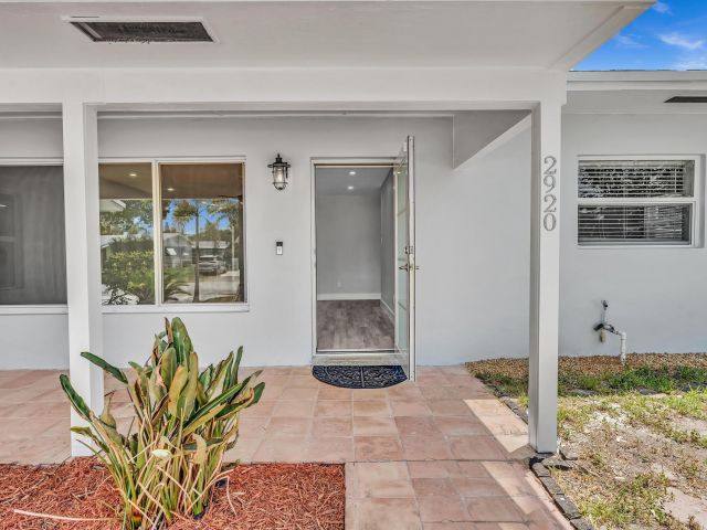 Home for sale at 2920 NE 8th Terrace - photo 6381938