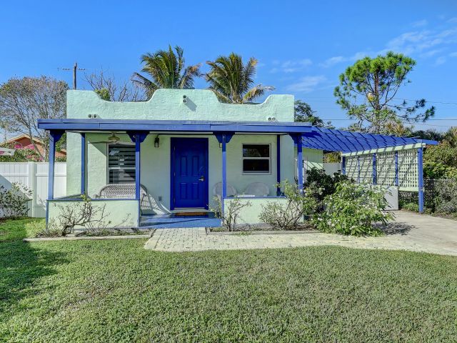 Home for rent at 212 SW 1st Avenue - photo 6425856