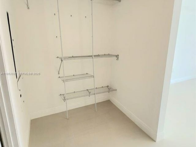 1-bedroom condo for sale in Miami - 1750 N Bayshore Dr 2010 - MondialRealty