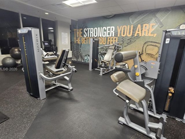 1-bedroom condo for sale in Miami - 1750 N Bayshore Dr 2010 - MondialRealty