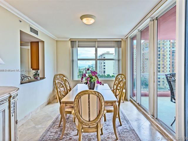 Apartment for rent  Unit #9E - photo 6385553