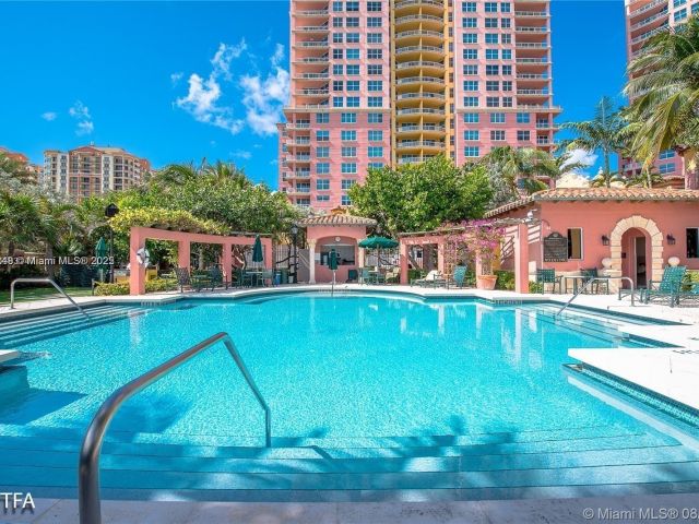 Apartment for rent  Unit #9E - photo 6385556