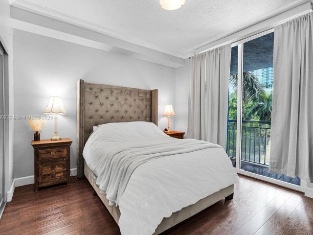 Apartment for sale  Unit #306 - photo 7444182