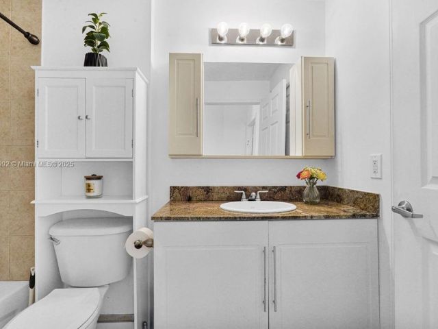 Apartment for sale  Unit #306 - photo 7444185