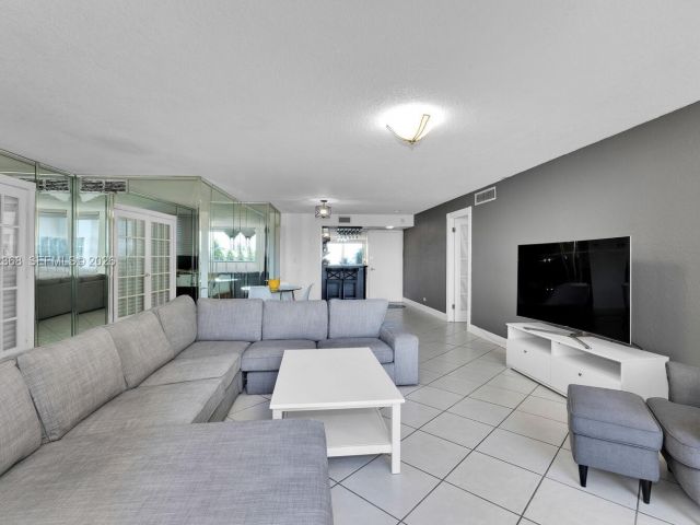 Apartment for sale  Unit #311 - photo 6374091