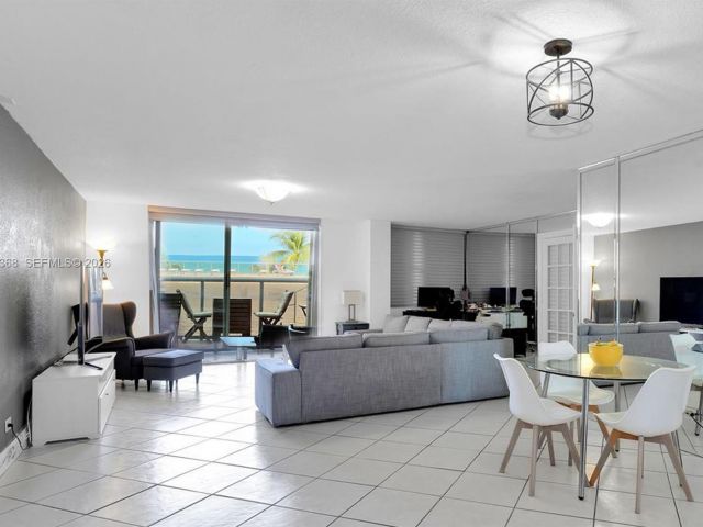 Apartment for sale  Unit #311 - photo 6374095