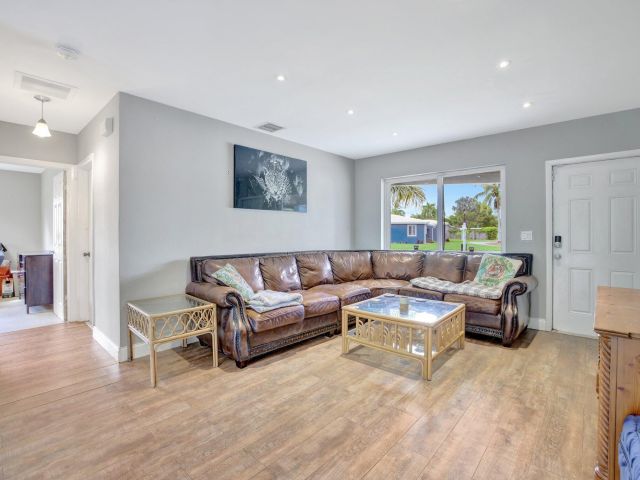 Home for rent at 3241 SW 19 Street - photo 6374713