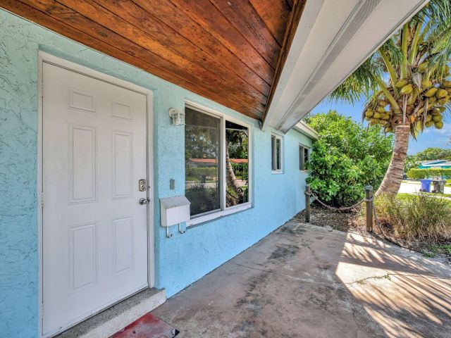 Home for rent at 3241 SW 19 Street - photo 6374715