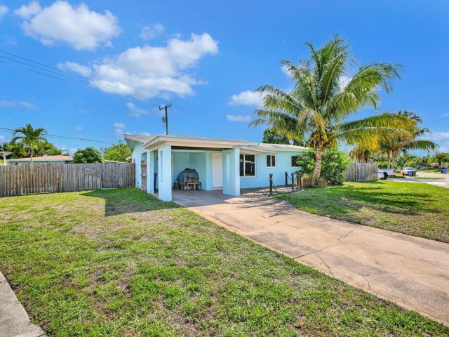 Home for rent at 3241 SW 19 Street - photo 6444206