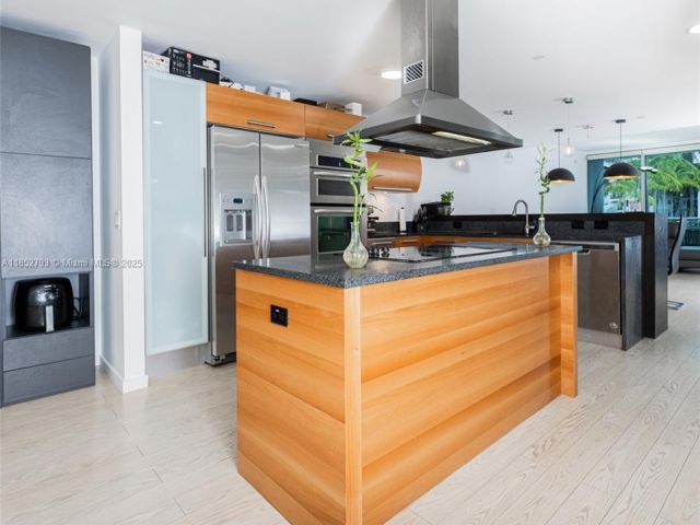 Apartment for sale  Unit #139 - photo 6376904