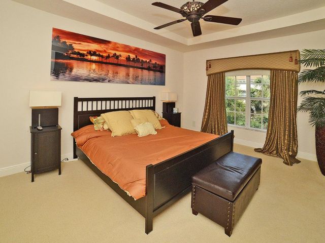 Home for rent at 5510 NE Trieste Terrace - photo 6378222