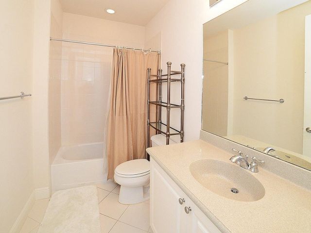 Home for rent at 5510 NE Trieste Terrace - photo 6378223