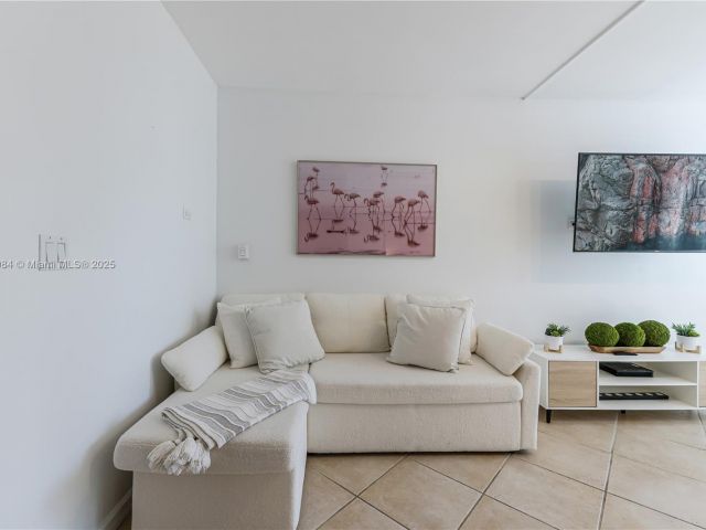 Apartment for sale  Unit #523 - photo 6378828