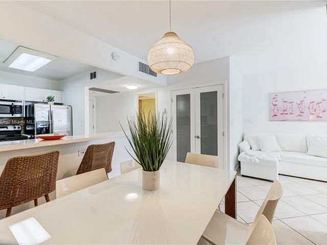 Apartment for sale  Unit #523 - photo 6378831