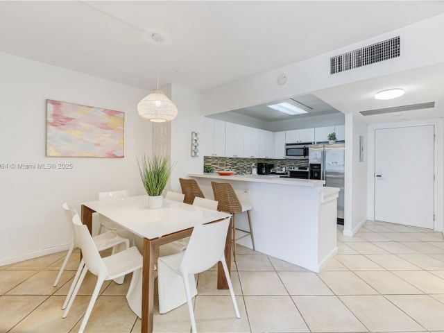 Apartment for sale  Unit #523 - photo 6378832