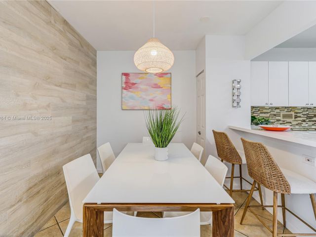 Apartment for sale  Unit #523 - photo 6378833