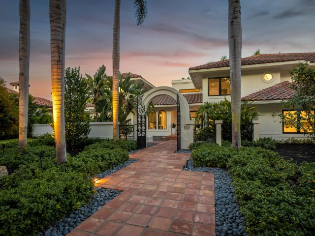 Home for sale at 18743 Long Lake Drive - photo 6937083