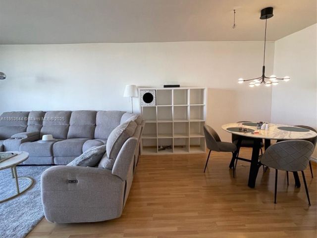 Apartment for rent  Unit # - photo 7432874