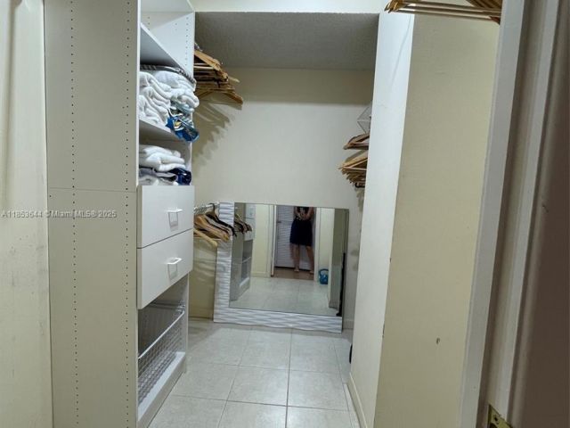 Apartment for rent  Unit # - photo 7432882
