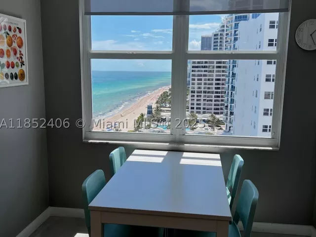 2-bedroom condo for sale in Hollywood - 2751 S Ocean Dr 1406-S - MondialRealty