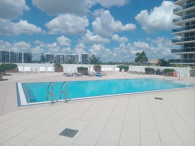 Apartment for sale  Unit #1406-S - photo 6383518