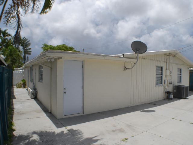 Home for sale at 377 NW Nw 49th Street Street - photo 6385064