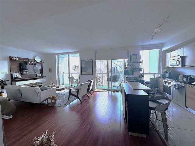 condo for sale in Miami - 244 Biscayne Blvd 3707 - MondialRealty