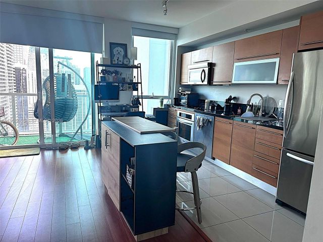 condo for sale in Miami - 244 Biscayne Blvd 3707 - MondialRealty