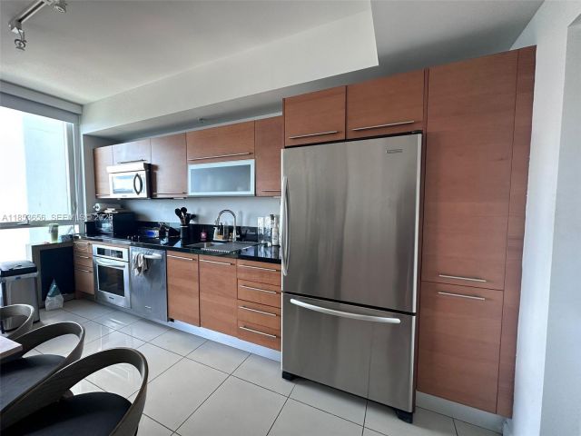 condo for sale in Miami - 244 Biscayne Blvd 3707 - MondialRealty
