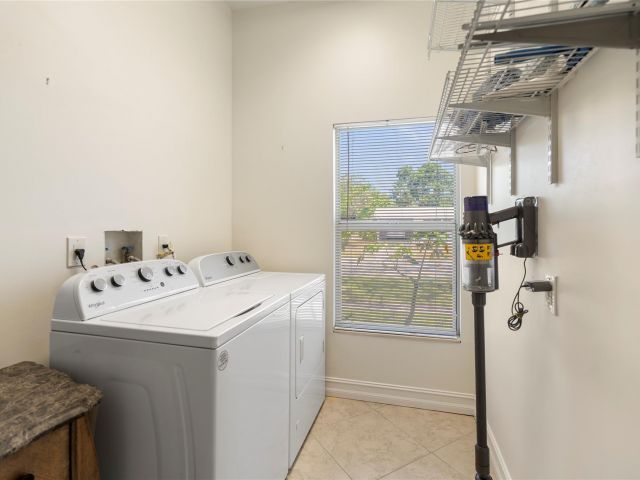 Home for sale at 698 NW 12th Road - photo 6391409