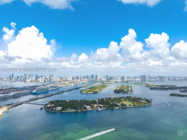 2-bedroom condo for sale in Miami Beach - 500 alton rd 3604 - MondialRealty