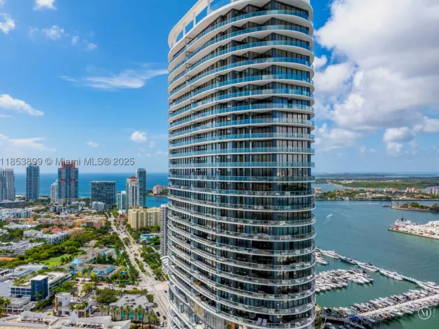 2-bedroom condo for sale in Miami Beach - 500 alton rd 3604 - MondialRealty