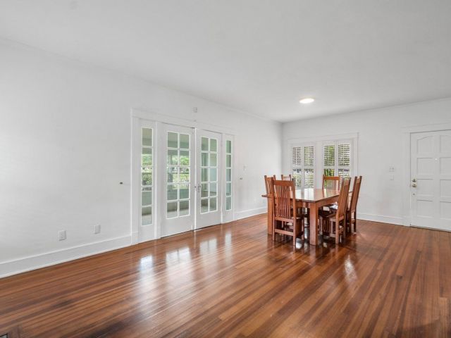 Home for sale at 319 Buckingham Road - photo 6506722