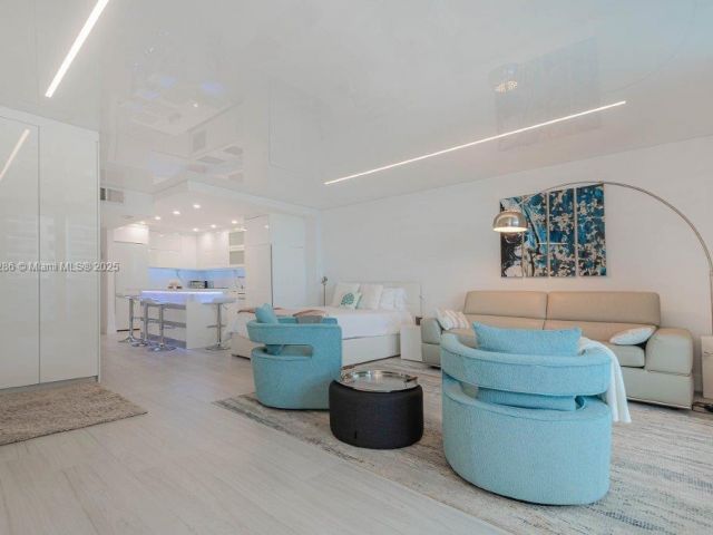 Apartment for sale  Unit #811 - photo 6384489