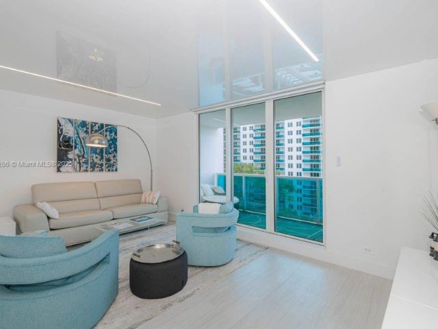 Apartment for sale  Unit #811 - photo 6384493