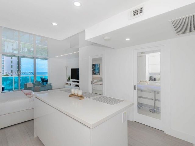 Apartment for sale  Unit #811 - photo 6384498