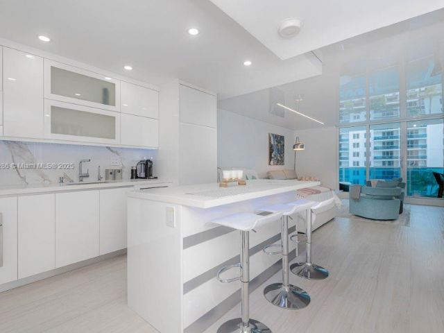 Apartment for sale  Unit #811 - photo 6384499