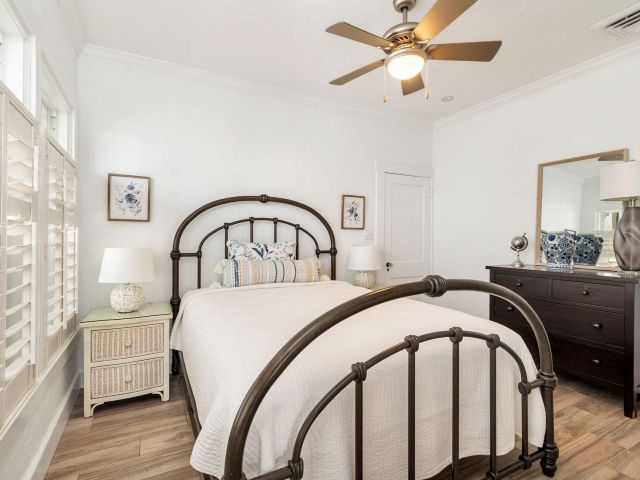 Home for rent at 222 Greenwood Drive - photo 6392711