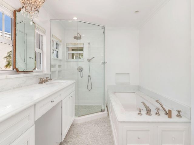 Home for rent at 222 Greenwood Drive - photo 6392712