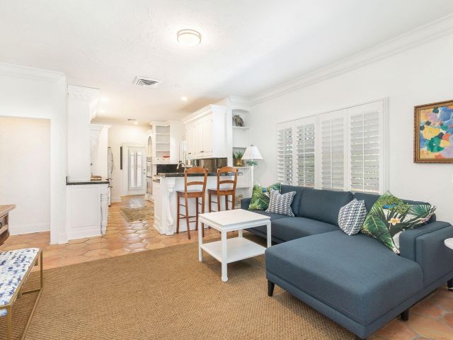 Home for rent at 222 Greenwood Drive - photo 6392721