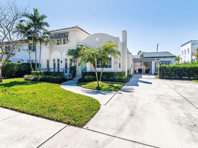 Home for rent at 222 Greenwood Drive - photo 6392726