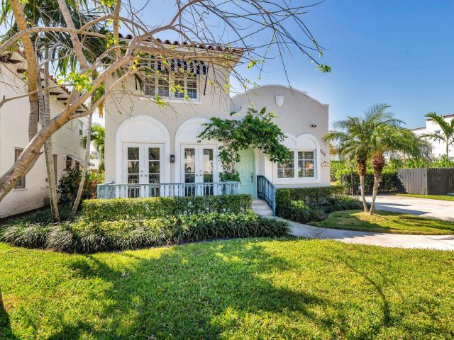 Home for rent at 222 Greenwood Drive - photo 6392728