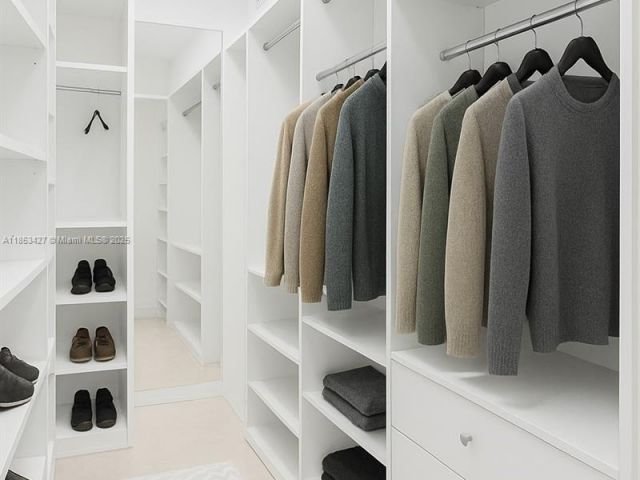 Apartment for sale  Unit #1605 - photo 6415695