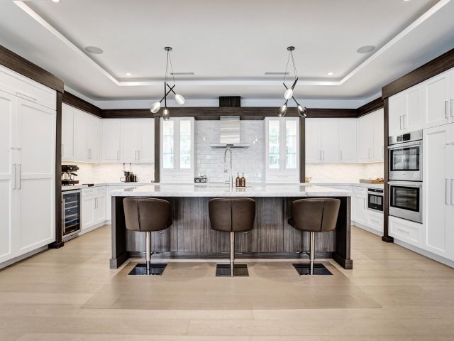 Home for sale at 770 Joe Lee Circle - photo 6436396