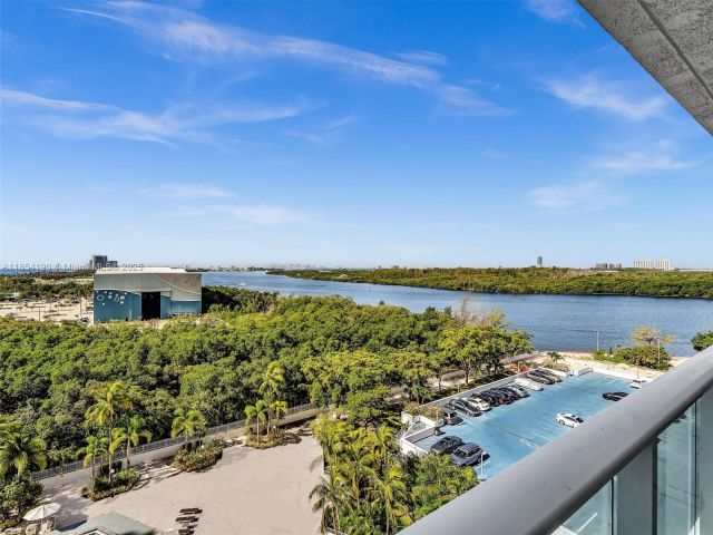 Apartment for sale  Unit #1025 - photo 6384952