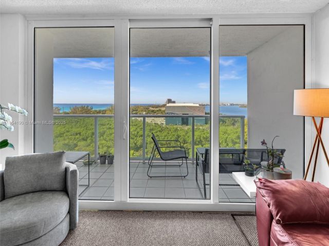 Apartment for sale  Unit #1025 - photo 6384967