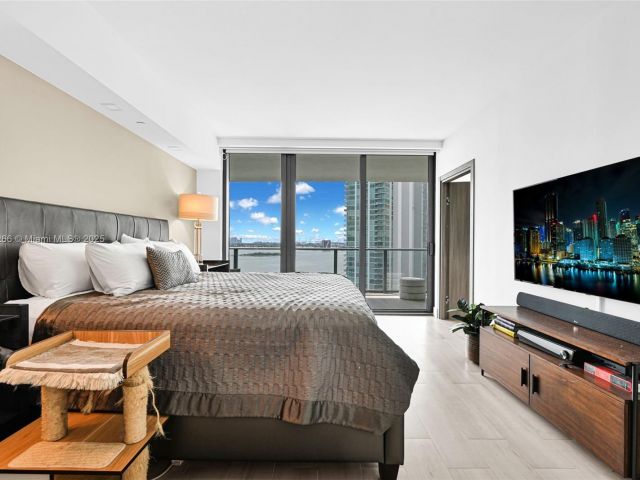 Apartment for sale  Unit #2201 - photo 6385420