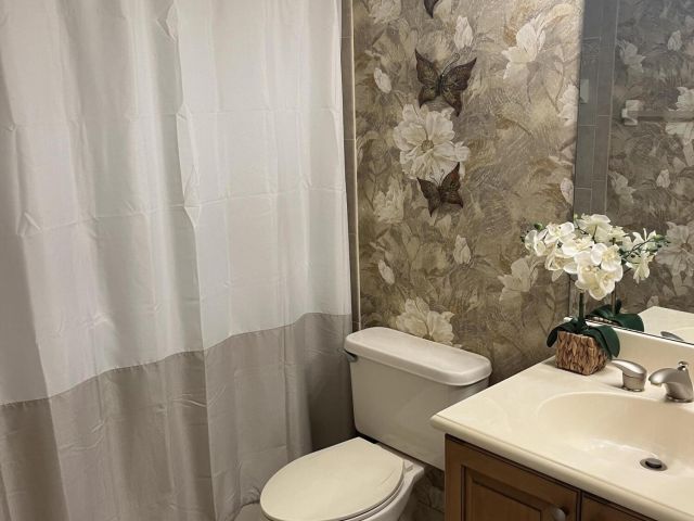 Home for sale at 9386 Madewood Court - photo 6390610