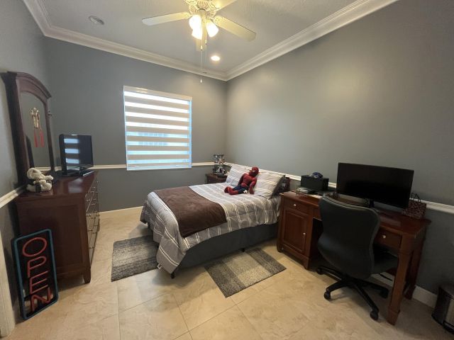 Home for sale at 9386 Madewood Court - photo 6390611